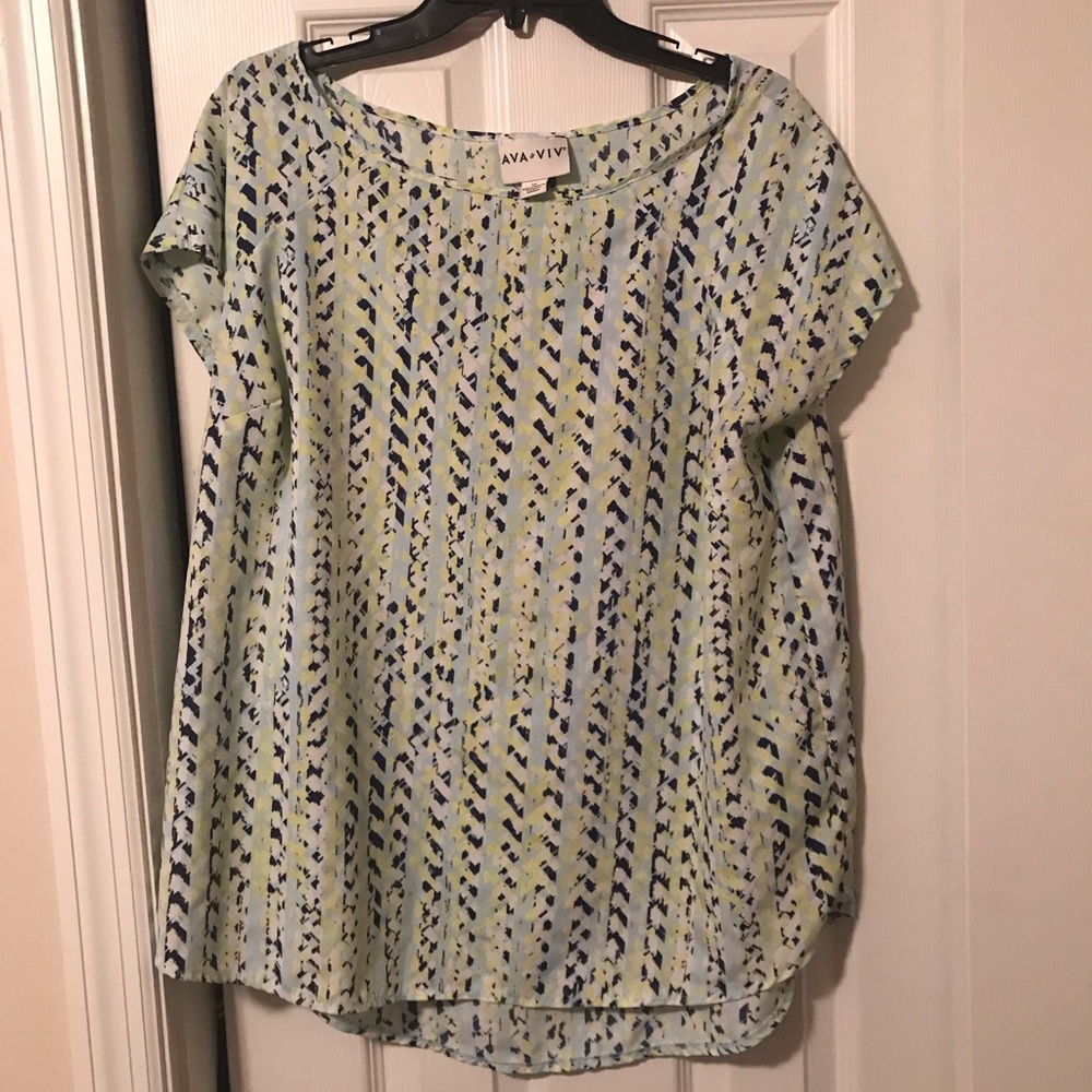 Ava and Viv dressy top